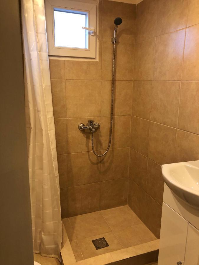 Argo Apartment 15Min From The Airport, 1Min From The Beach Artemis City Center Екстериор снимка