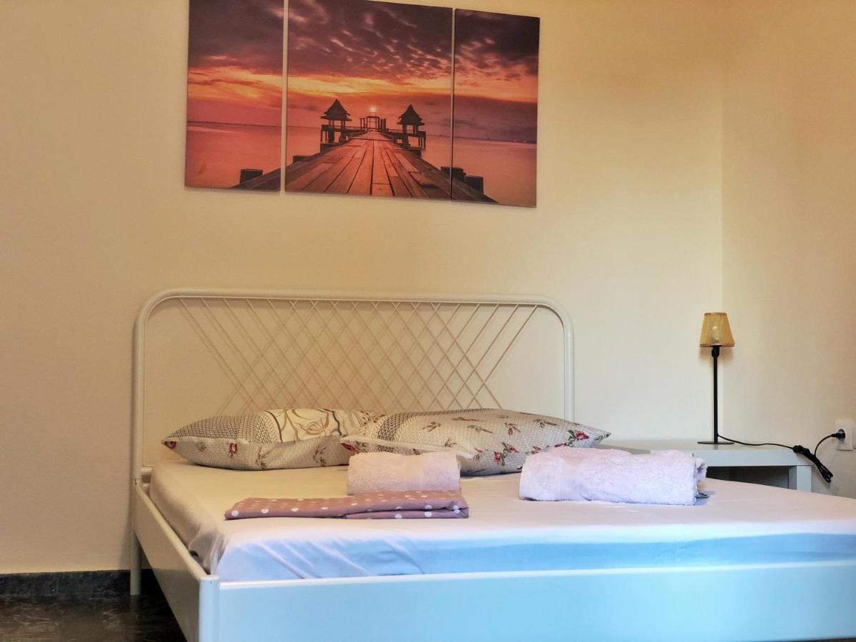 Argo Apartment 15Min From The Airport, 1Min From The Beach Artemis City Center Екстериор снимка